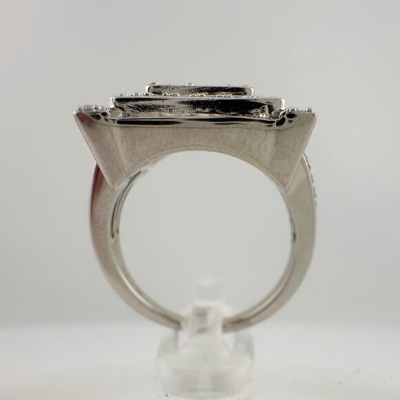 Elegant Princess Cut 1.00 Carat Diamond Ring - Size 7.25 - Picture 4 of 16